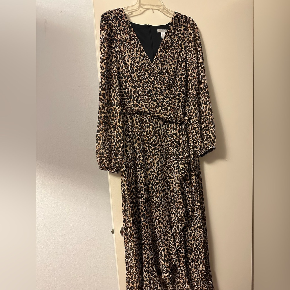 Cheetah print dress
Only worn once 
Size 12